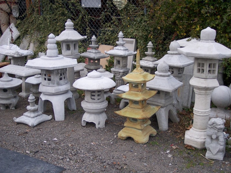 Asian Garden Ornaments 19