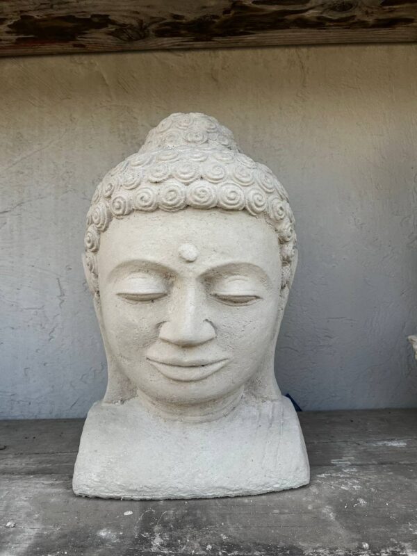 Buddha head